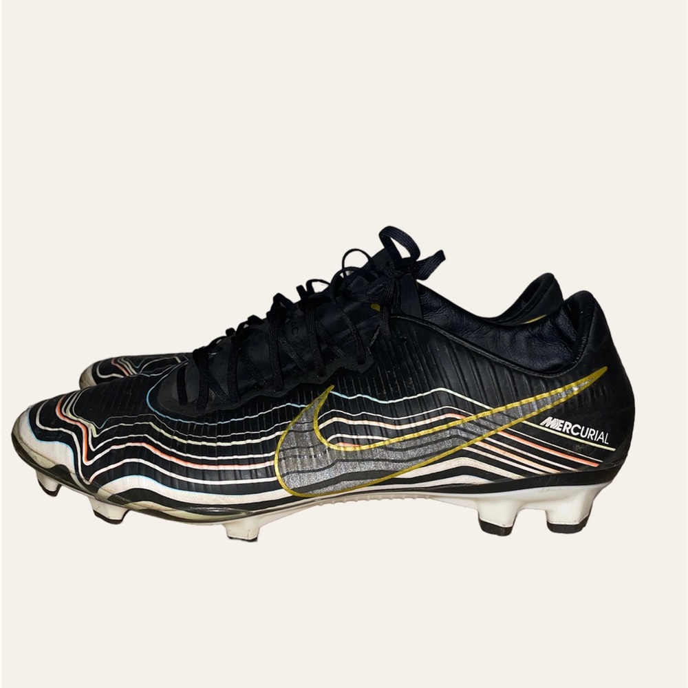 Nike Mercurial Vapor 11 BHM Size 9 US